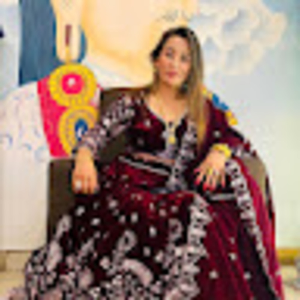 Meet your Posher, Amrita